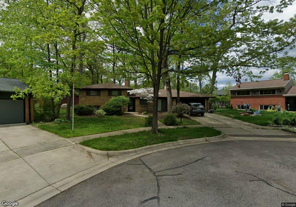 4 Buckingham Ct unit Bldg-Unit, Ann Arbor, MI 48104 - photo 1