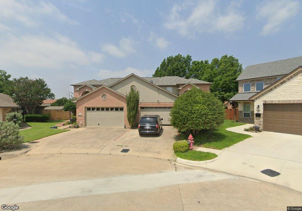 200 Wayside Ct, Bedford, TX 76021 - photo 1