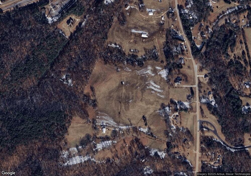 3026 Duckett Mill Rd, Gainesville, GA 30506 - photo 1