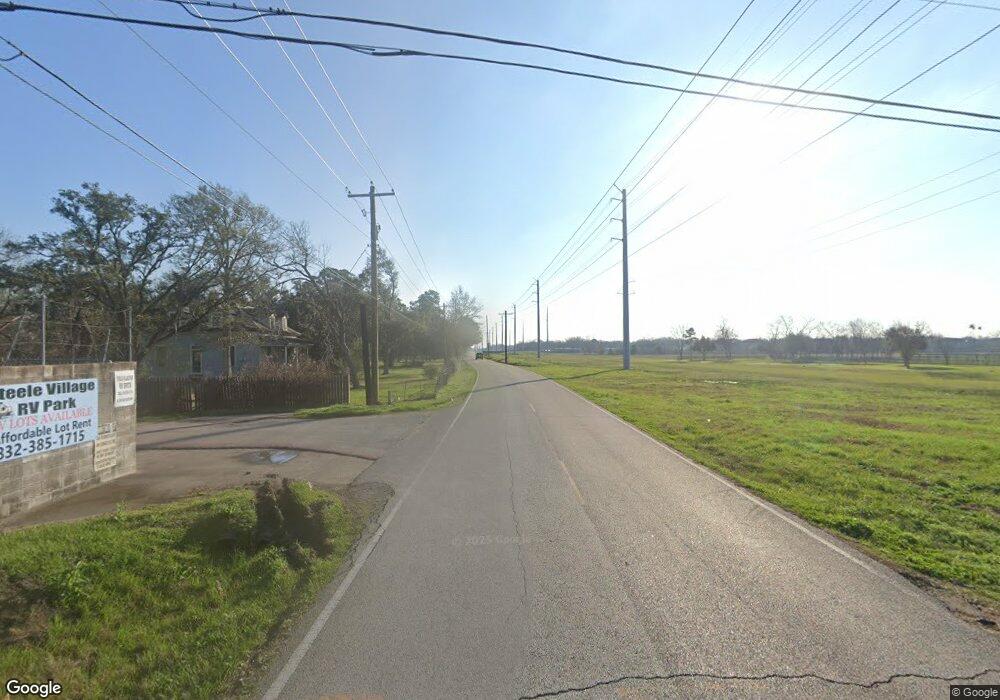 1138 Steele Rd, Alvin, TX 77511 - photo 1