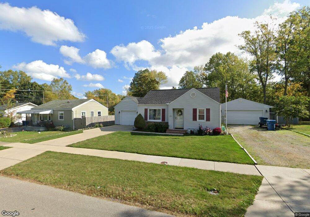 815 Sheffield Rd, Sheffield Lake, OH 44054 - photo 1