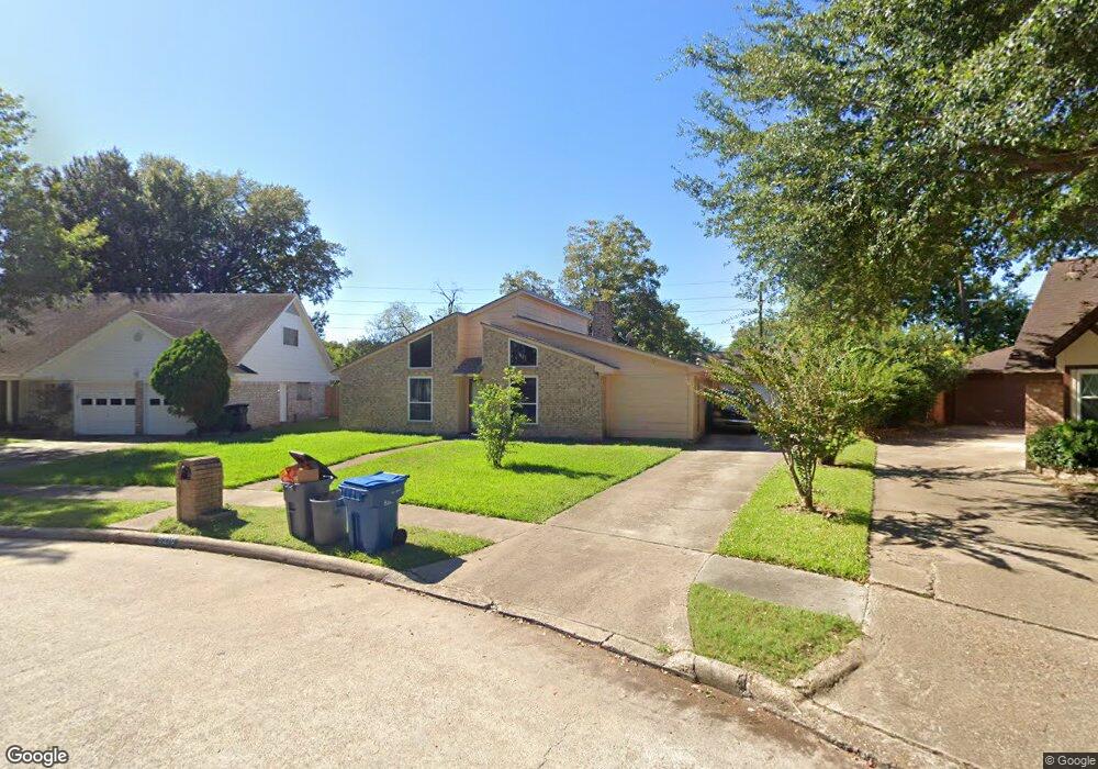 6310 Elkwood Forest Dr, Houston, TX 77088 - photo 1