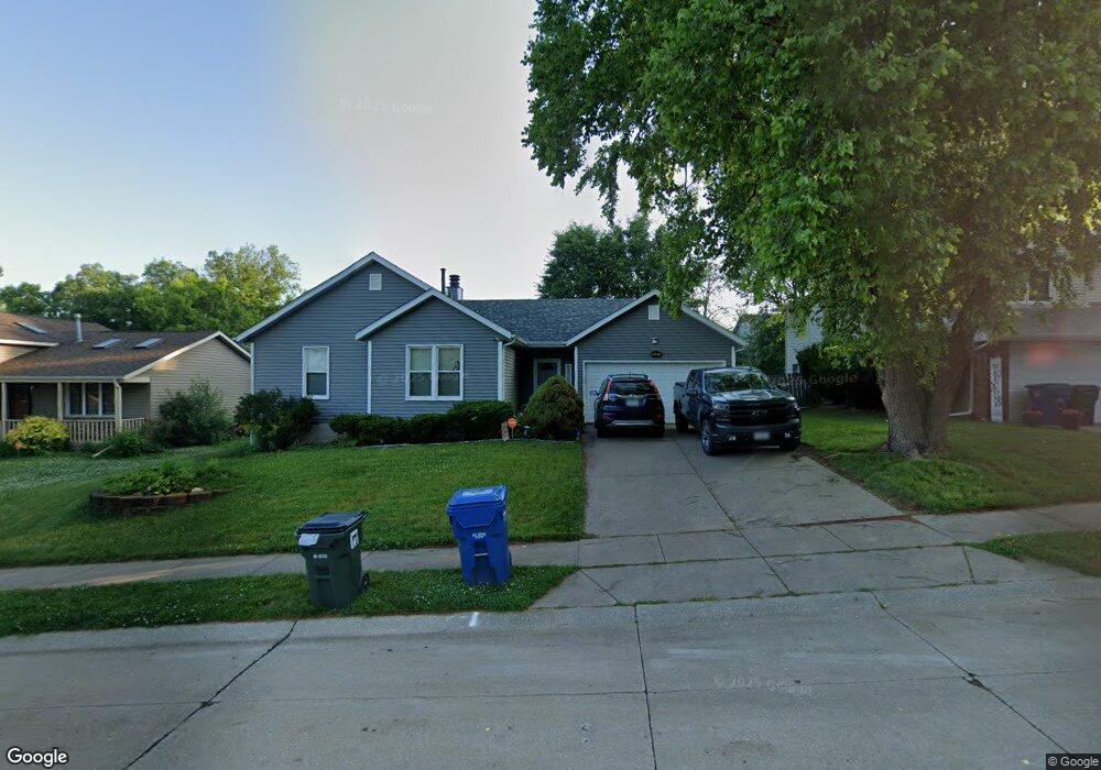 1330 W 49th St, Davenport, IA 52806 - photo 1