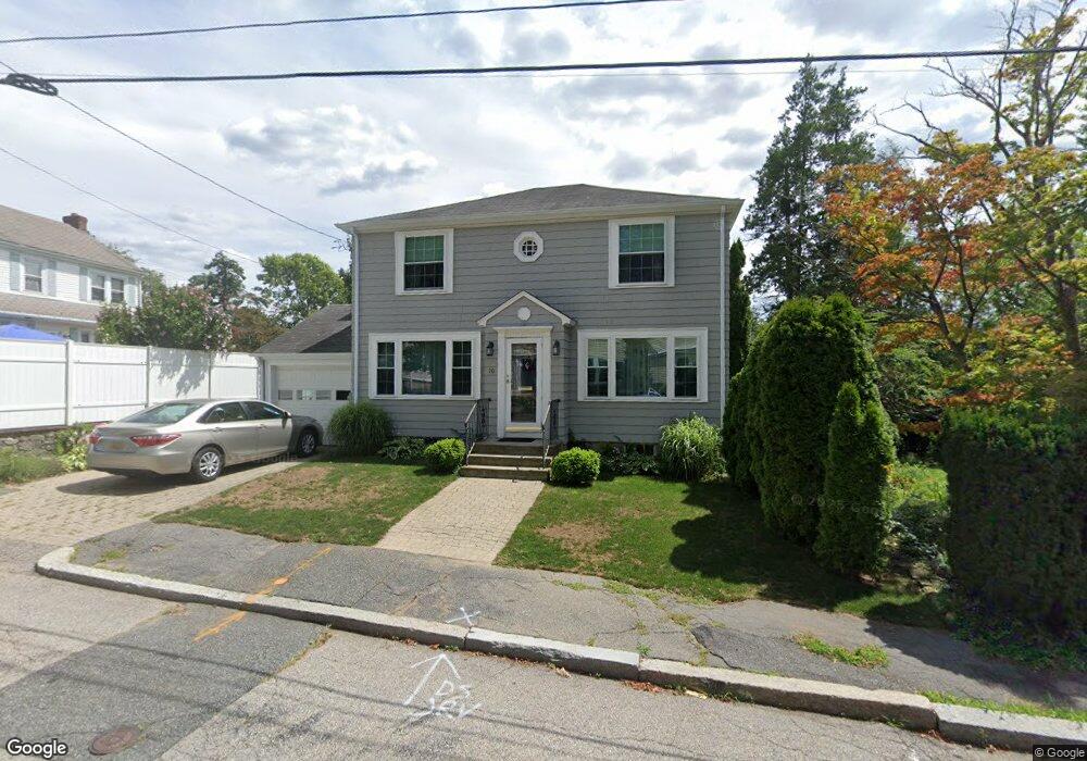 10 Bond Rd, Riverside, RI 02915 - photo 1