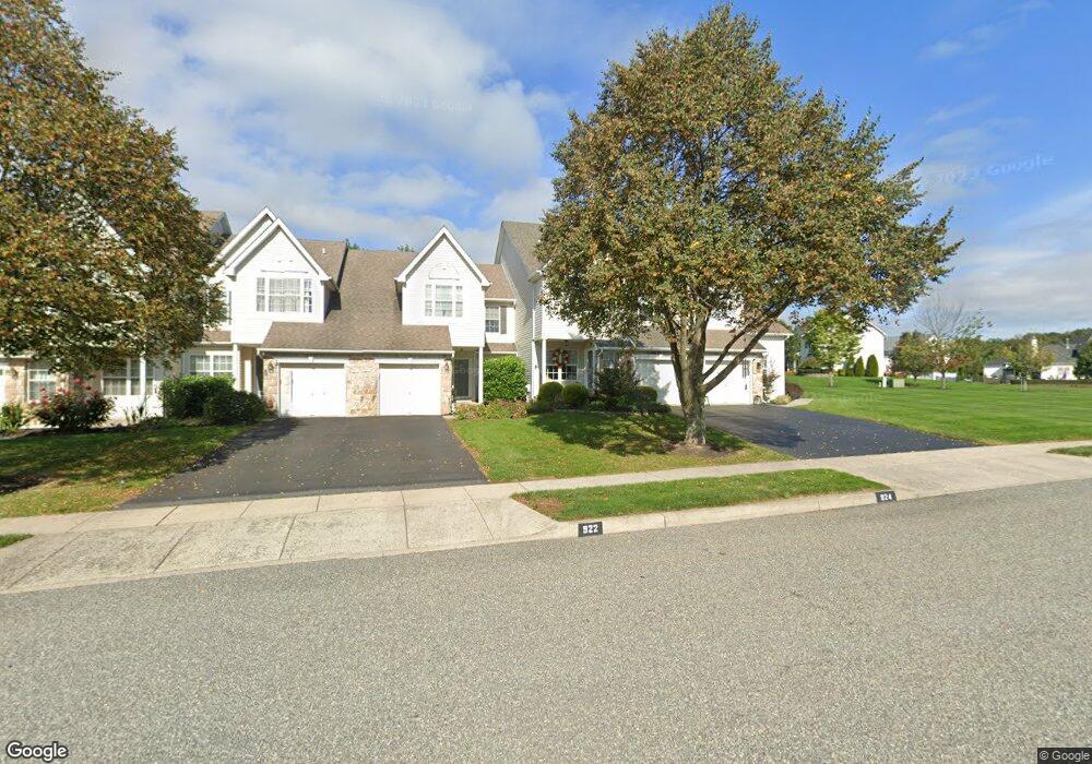 924 Bentley Ct, Chalfont, PA 18914 - photo 1