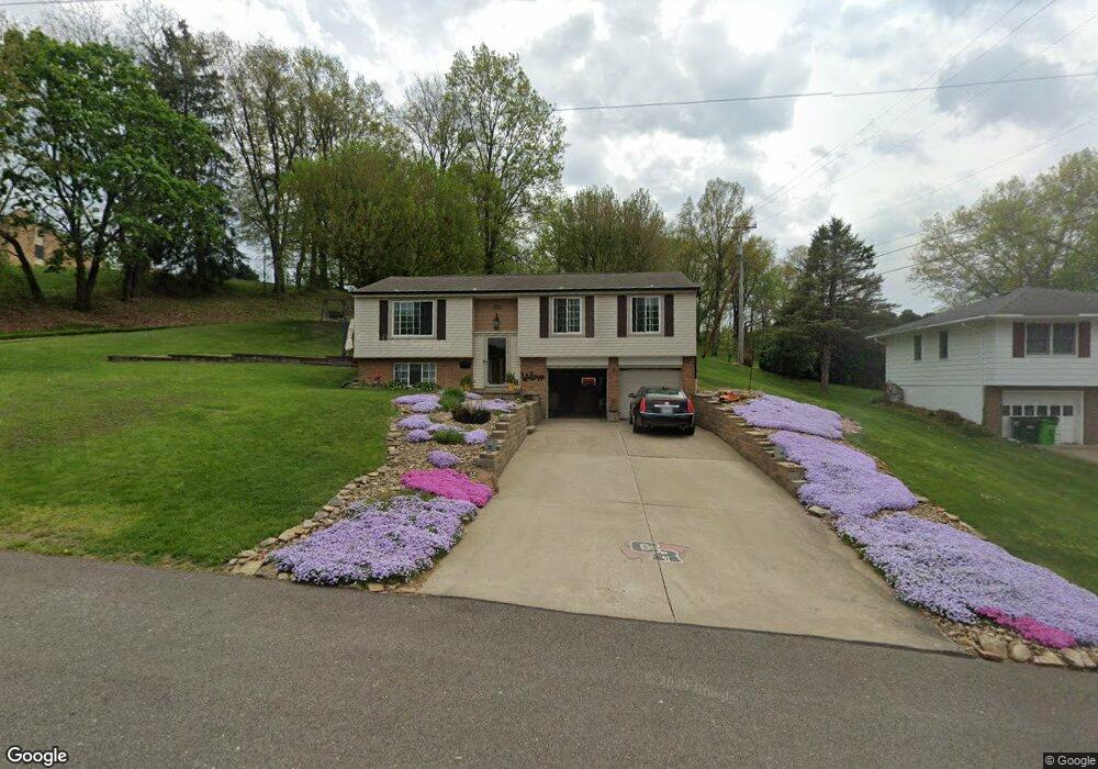 1419 Canoe Ln, Coshocton, OH 43812 - photo 1