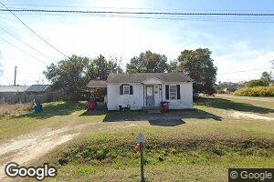 102 NE Railroad St, Mc Rae Helena, GA 31037
