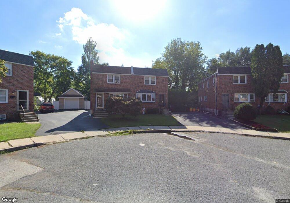 310 Glenwood Cir, Darby, PA 19023 - photo 1