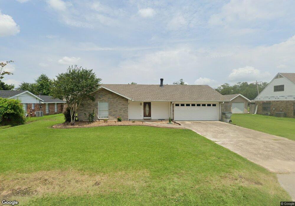 4545 Powell Ln, Lake Charles, LA 70605 - photo 1