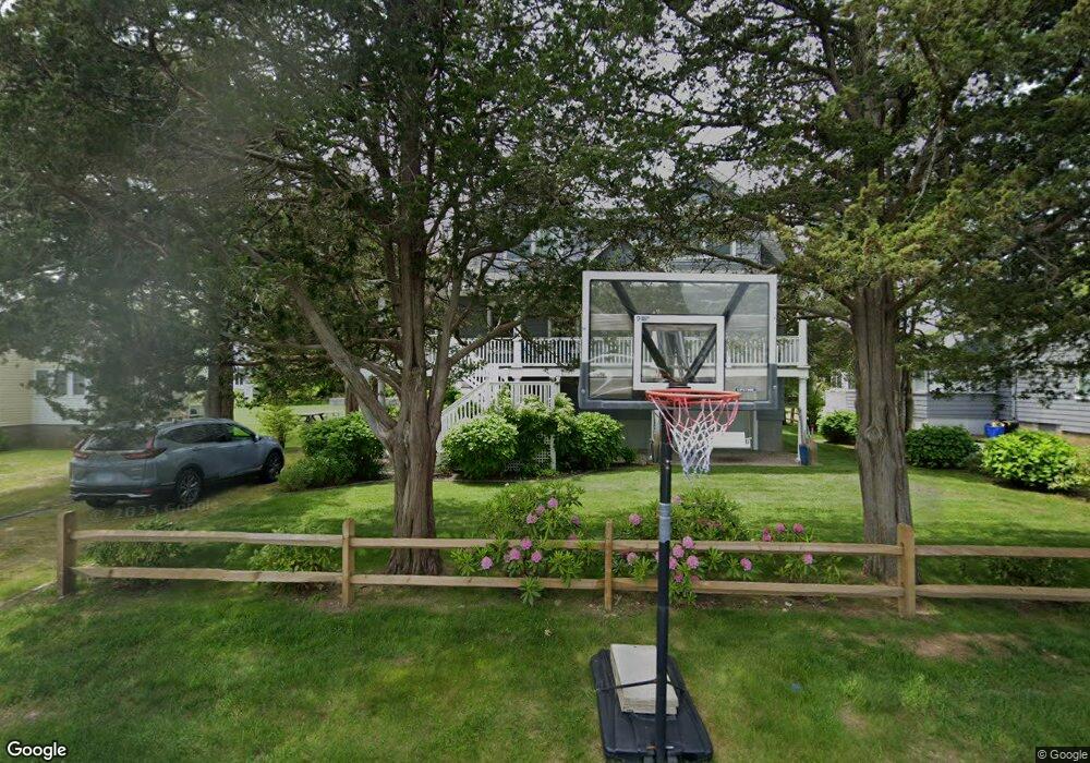 30 Montauk Ave, Westerly, RI 02891 - photo 1