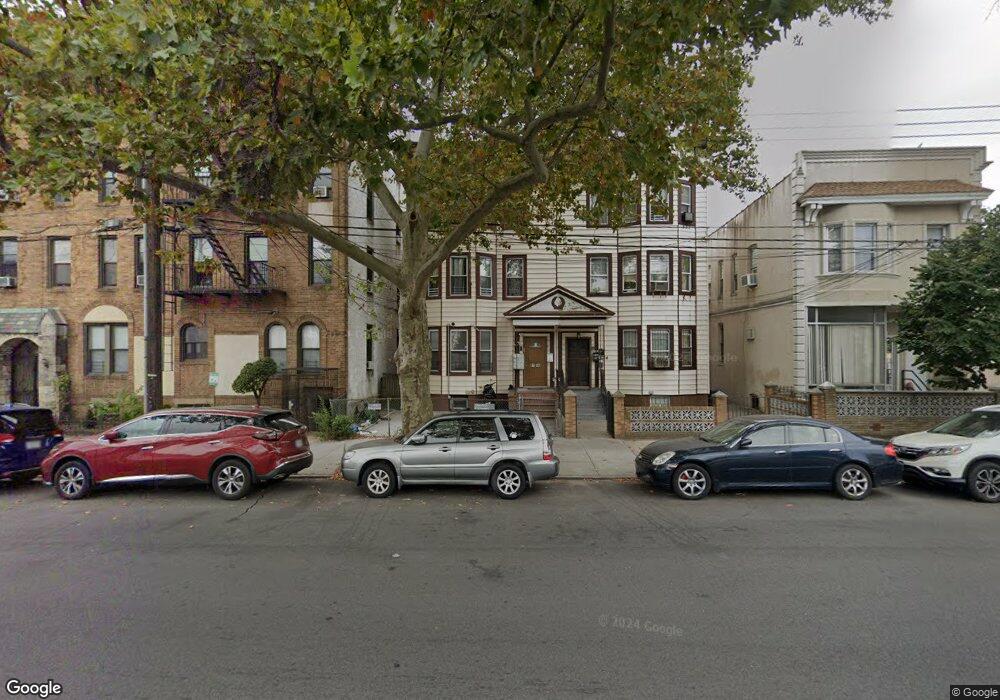 8744 111th St, Richmond Hill, NY 11418 - photo 1