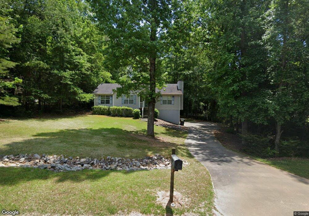 145 Spring Cir, Senoia, GA 30276 - photo 1