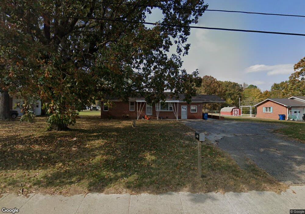 1306 Mcarthur St, Manchester, TN 37355 - photo 1