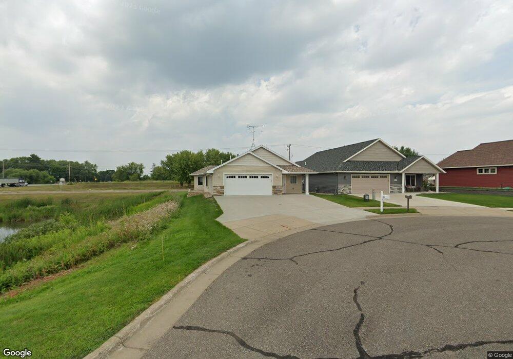 423 Daniels Ct, Sauk Rapids, MN 56379 - photo 1