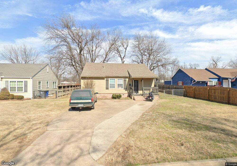 237 E 33rd Place, Tulsa, OK 74105 - photo 1