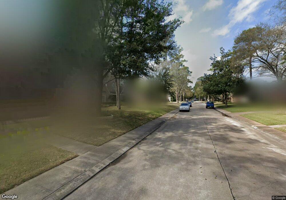 12115 Cobblestone Dr, Houston, TX 77024 - photo 1