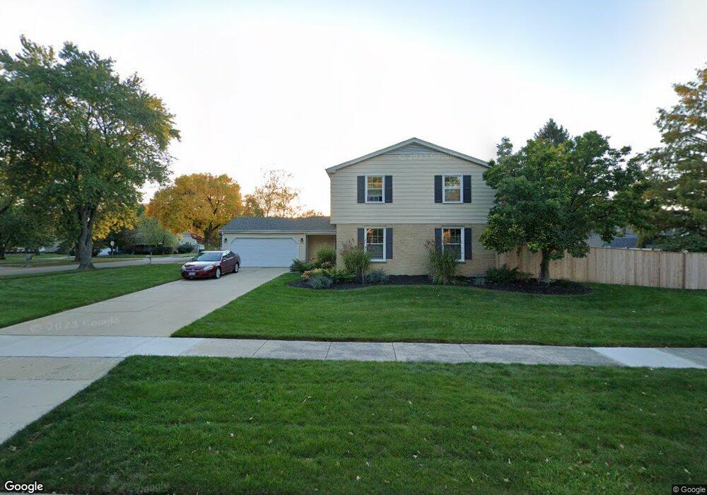 1021 Kennebec Ln, Naperville, IL 60563 - photo 1
