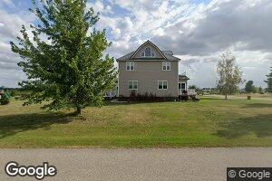 1104 S Grove Ave, Hallock, MN 56728