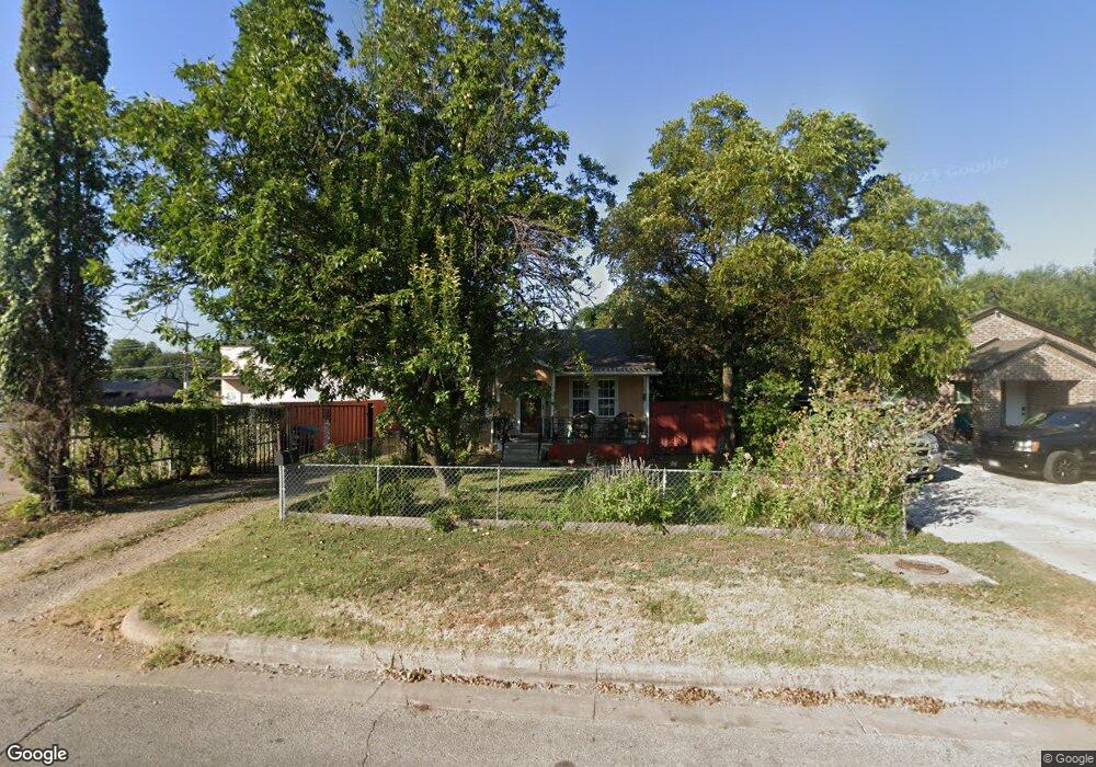 2705 NW 22nd St, Fort Worth, TX 76106 - photo 1