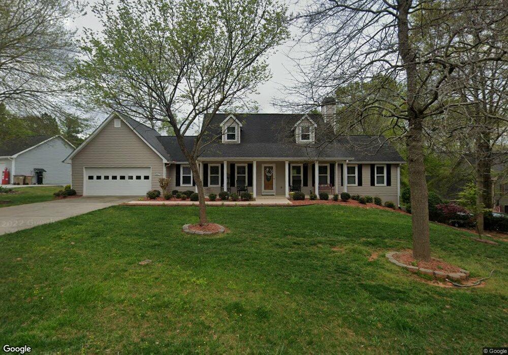 5607 Spruce Ln, Flowery Branch, GA 30542 - photo 1