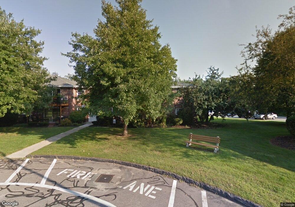 99 Fountain Ln unit 16, South Weymouth, MA 02190 - photo 1