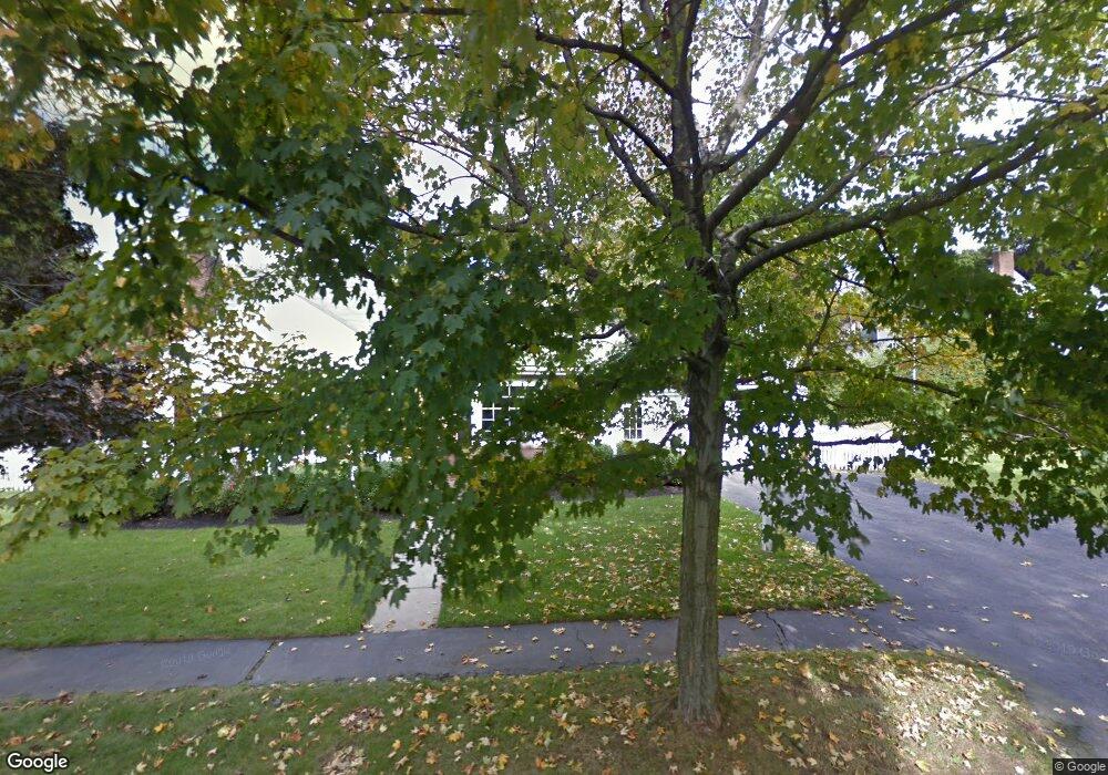 4 Stoddard Ln, Milton, MA 02186 - photo 1