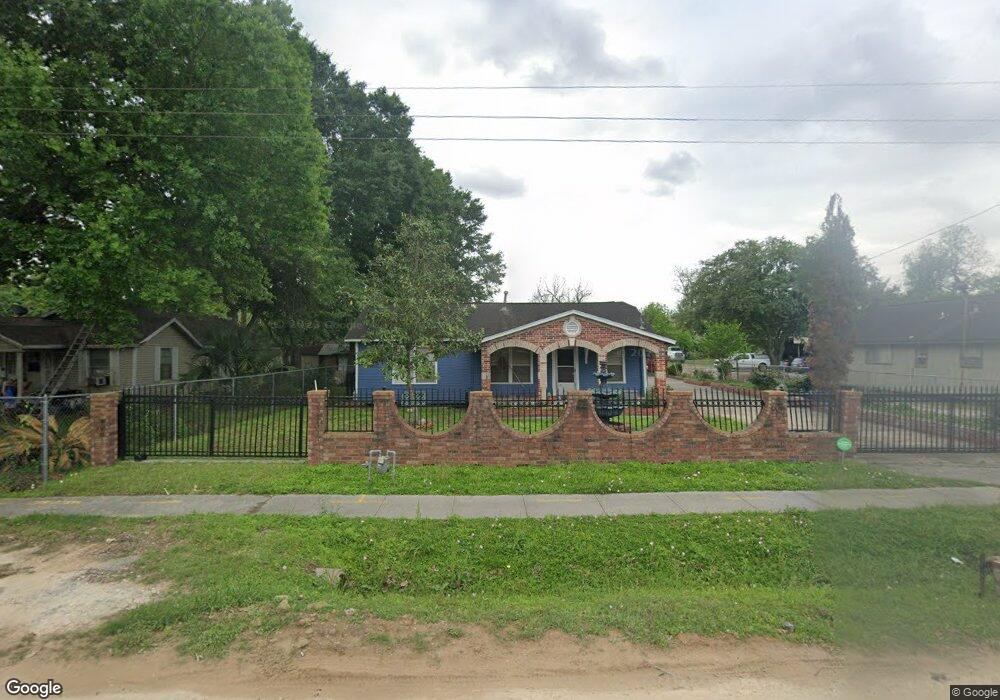 1910 Heaney Dr, Houston, TX 77093 - photo 1
