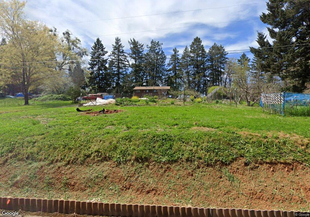 2000 Applegate Ave, Grants Pass, OR 97527 - photo 1