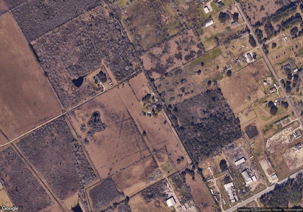 10435 Fm 1462 Rd, Alvin, TX 77511 - photo 1