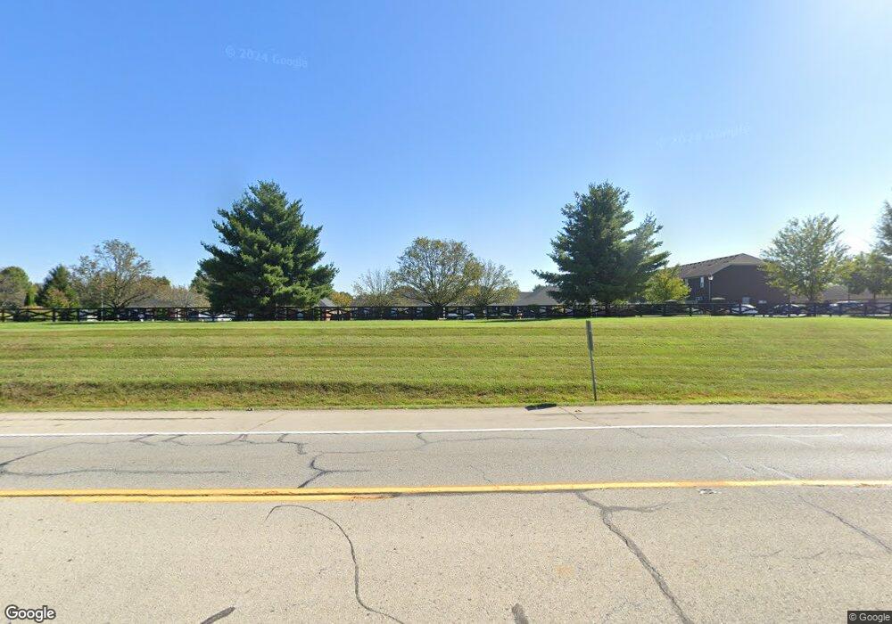 8023 Aspen Glen Dr, Louisville, KY 40228 - photo 1