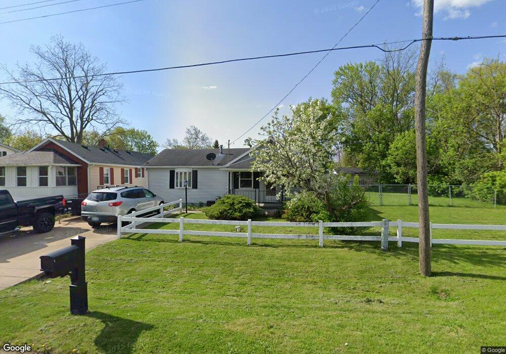 1043 W Whittemore Ave, Flint, MI 48507 - photo 1