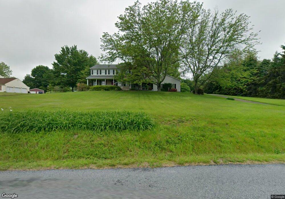 5205 Geissinger Rd, Zionsville, PA 18092 - photo 1