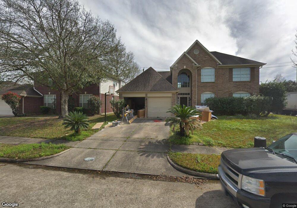 4927 Widerop Ln, Friendswood, TX 77546 - photo 1