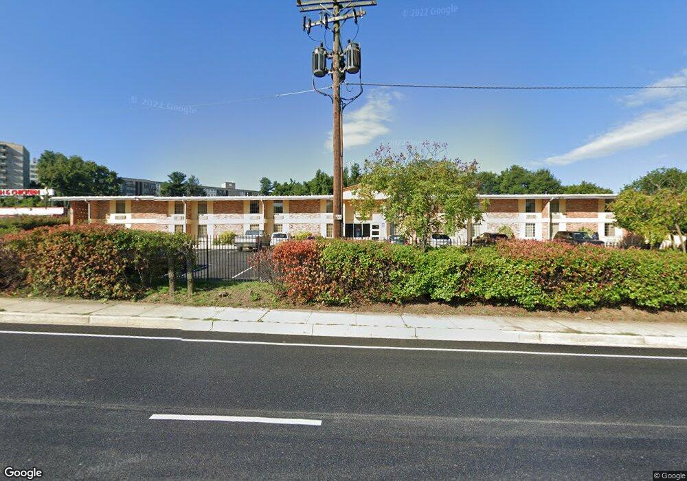 3131 Branch Ave, Temple Hills, MD 20748 - photo 1