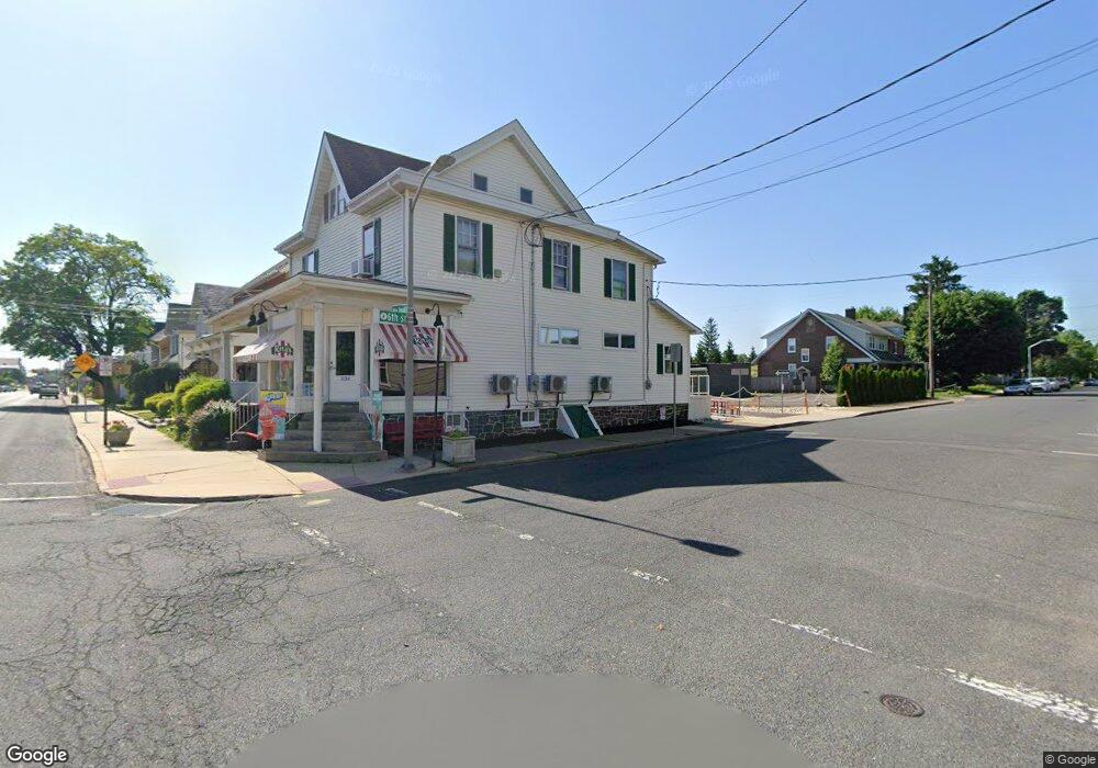 534 W Broad St, Quakertown, PA 18951 - photo 1