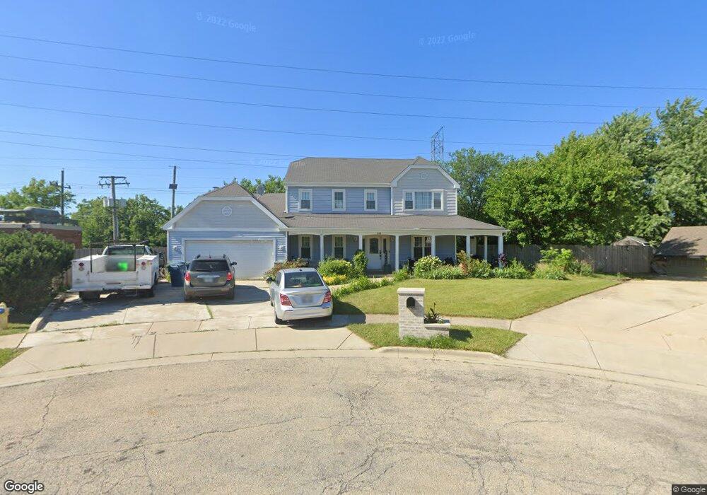 848 N Geneva Ct, Elmhurst, IL 60126 - photo 1