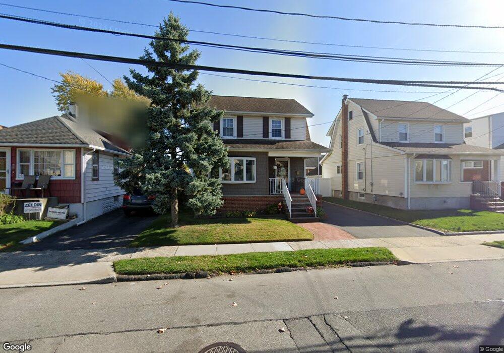 38 1st Ave, East Rockaway, NY 11518 - photo 1