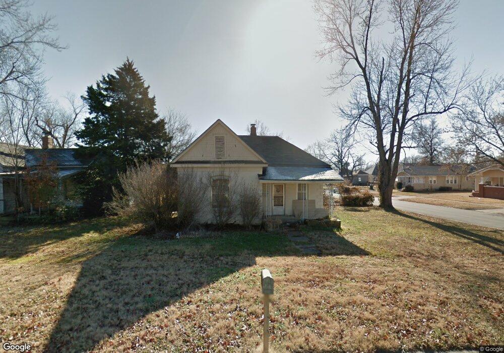 2830 Dirr Ave, Parsons, KS 67357 - photo 1