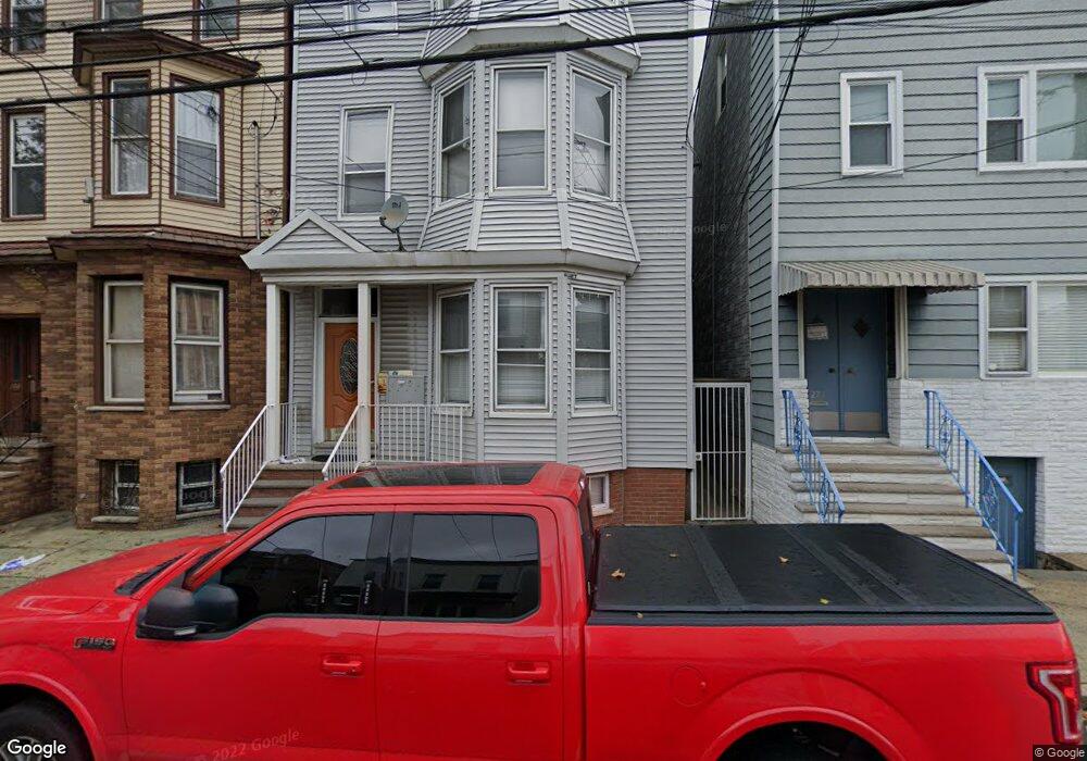 275 Walnut St, Newark, NJ 07105 - photo 1
