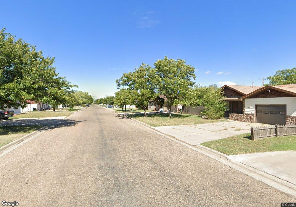 616 Cedar Ave, Dumas, TX 79029 - photo 1