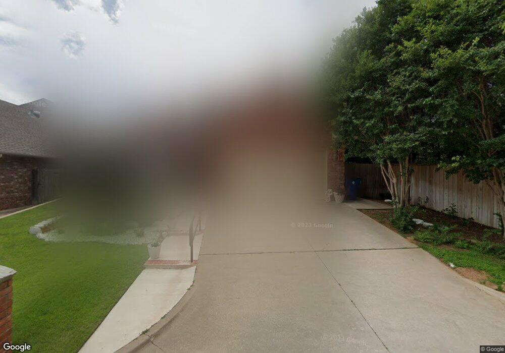 3711 Oakleaf Ct, Duncan, OK 73533 - photo 1