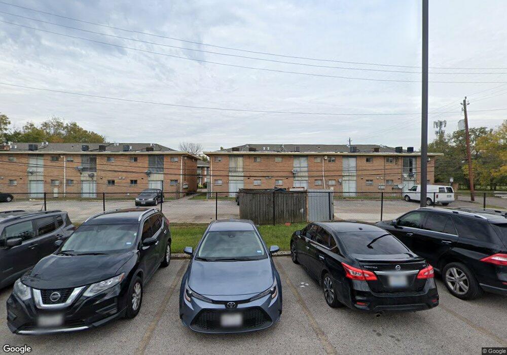 6030 Schroeder Rd unit 4, Houston, TX 77021 - photo 1