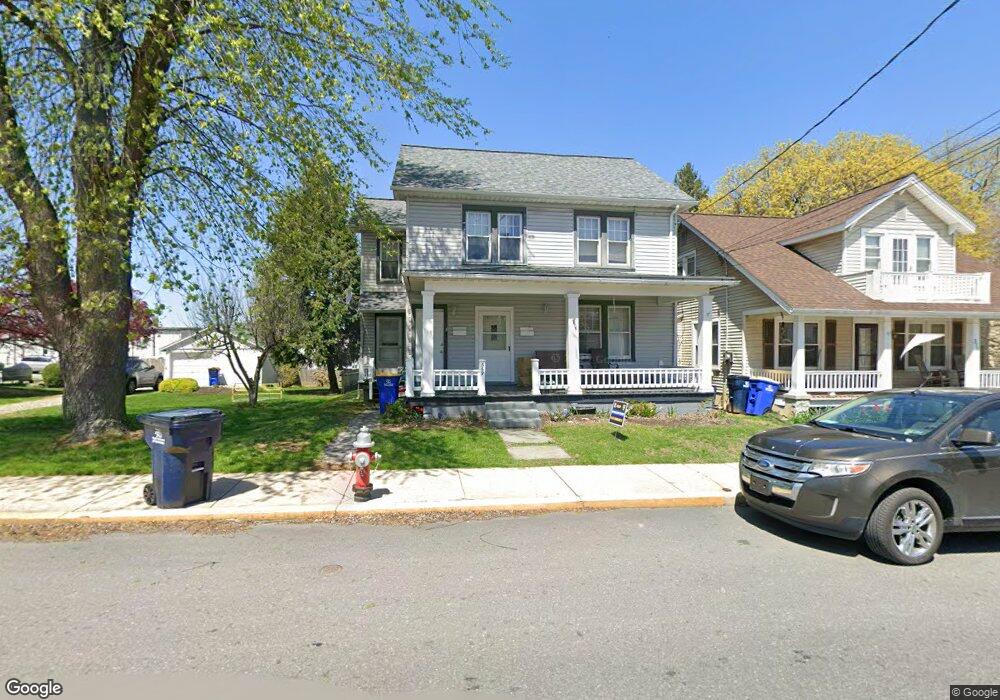 369 E Jackson St, New Holland, PA 17557 - photo 1