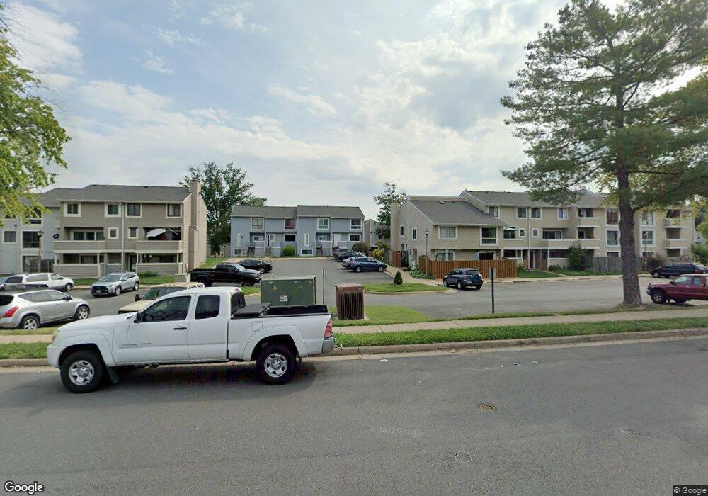 8622 Village Way unit 5/862, Alexandria, VA 22309 - photo 1