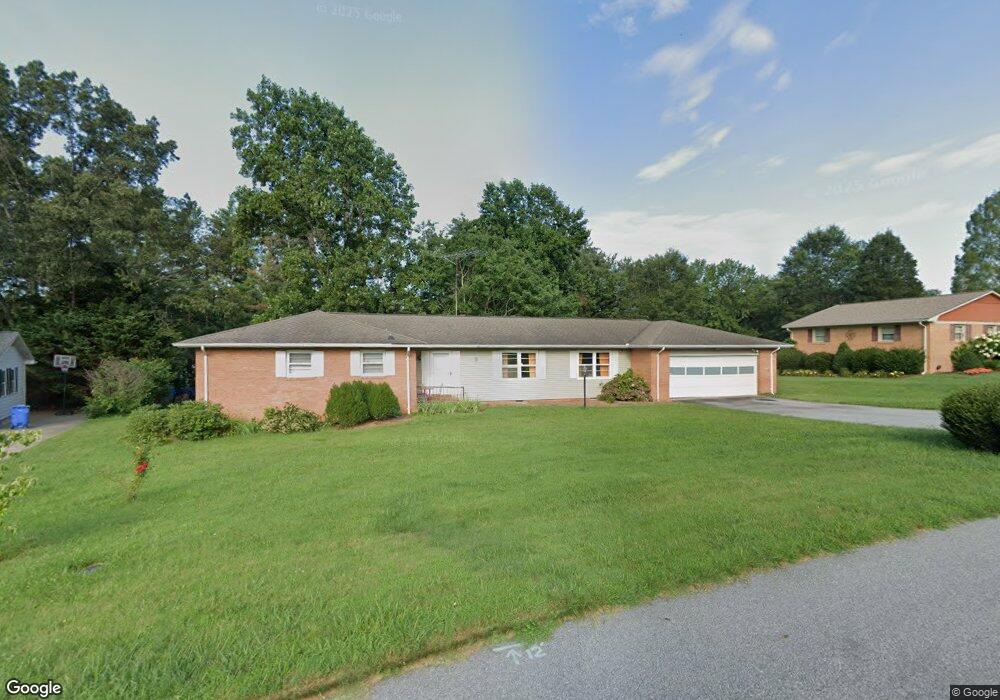 3 Braddock Way, Asheville, NC 28803 - photo 1