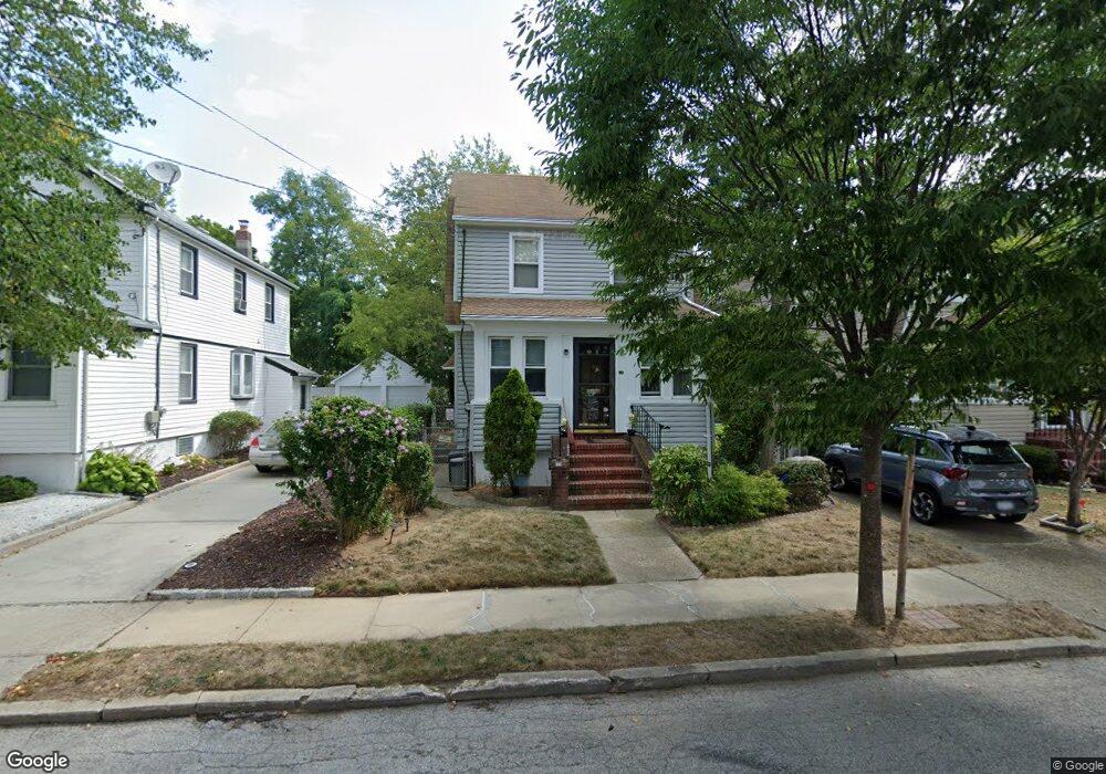 57 Berkley St, Valley Stream, NY 11581 - photo 1