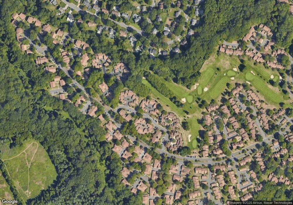 44 Eastport Ct, Red Bank, NJ 07701 - photo 1