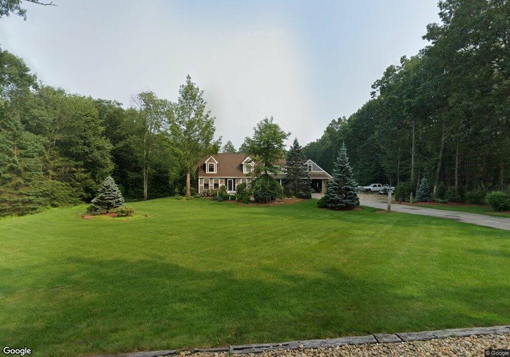 32 Heather Cir, Auburn, NH 03032 - photo 1