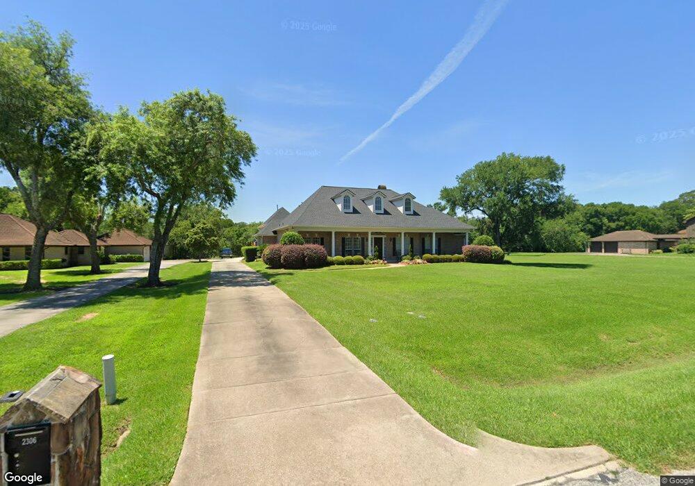 2306 Airline Dr, Friendswood, TX 77546 - photo 1
