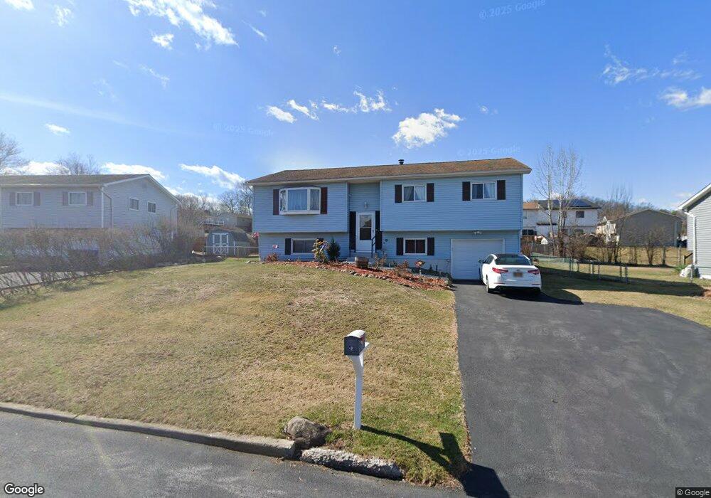 23 Twin Wells Ct, Middletown, NY 10940 - photo 1